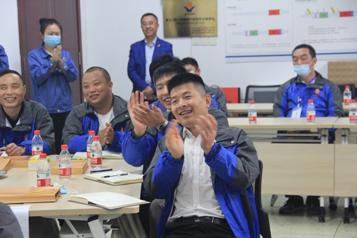 中原內配潤滑油代理商內訓會(huì )